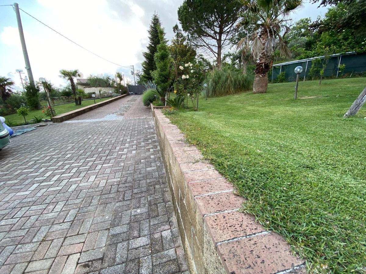 A Casa Di Nonna Emilia Acomodação com café da manhã Campagna Exterior foto